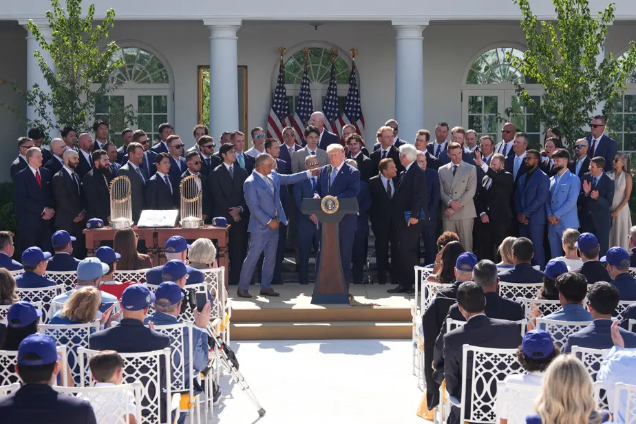 Champions de la Série mondiale Donald Trump reçoit les Dodgers à la Maison-Blanche