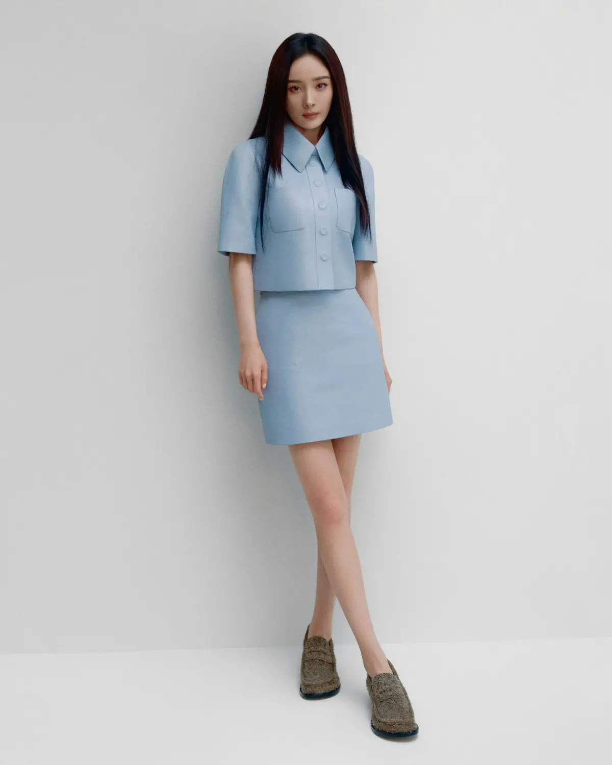 Yang Mi, qui est cette actrice chinoise, nouvelle égérie Loewe ?