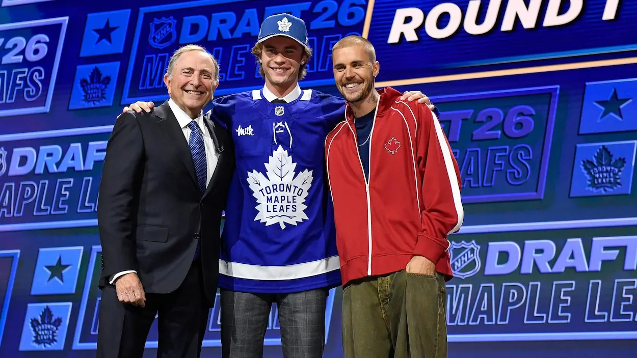 Les Maple Leafs sélectionnent Gavin McKenna au 1er rang du repêchage