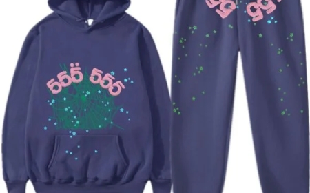 Sp5der Hoodie: A Statement Piece for the Bold and Fearless