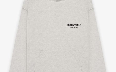 The Essentials Hoodie: Minimalism Meets Modern Streetwear