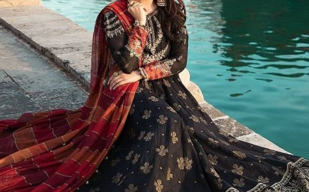 Jeem Lawn Dresses – Where Style Meets Sophistication