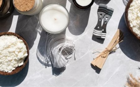 How to Choose the Right Wax for Your Candle Style: Soy, Paraffin, or Gel?